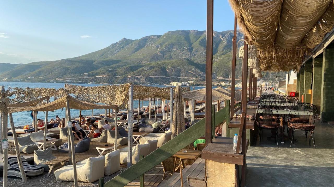 Loutraki Beach & Casino Condo 外观 照片