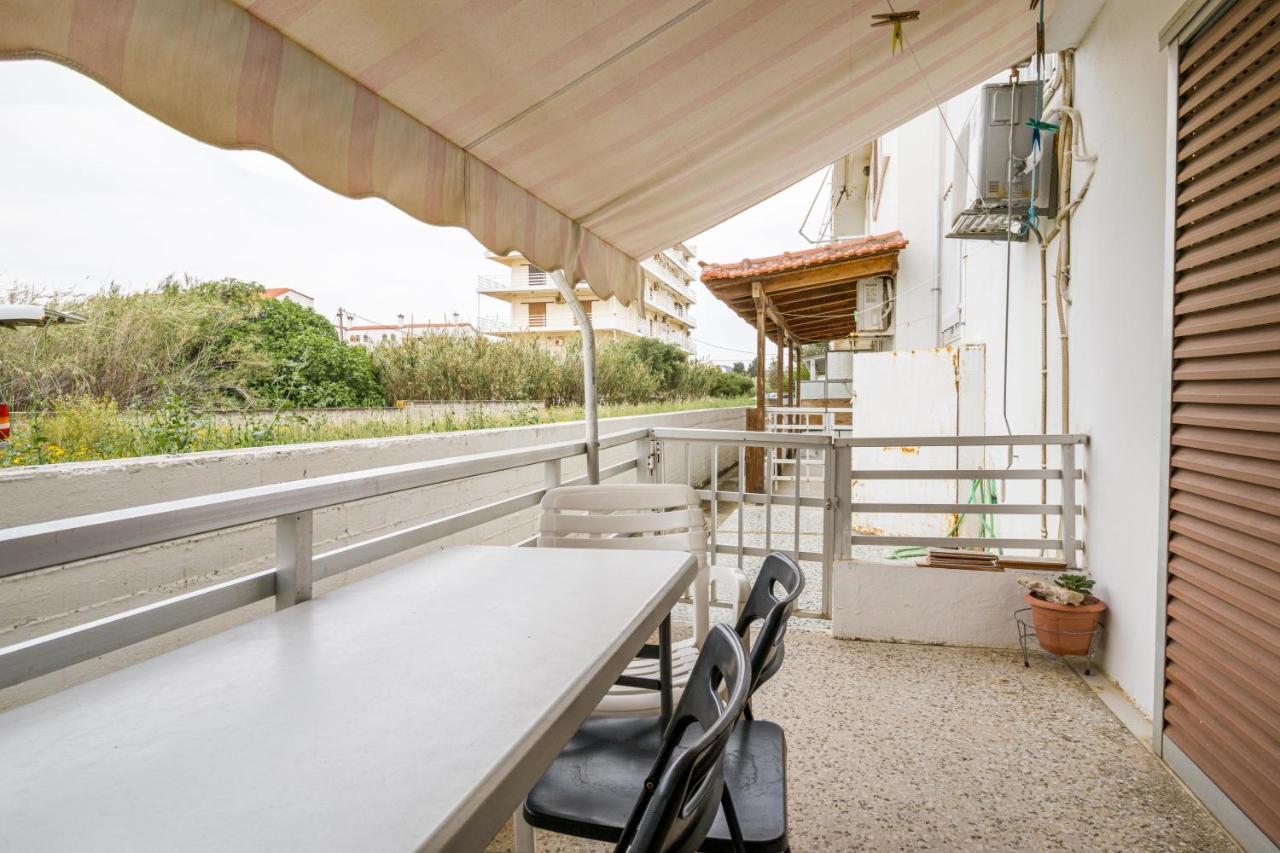 Loutraki Beach & Casino Condo 外观 照片